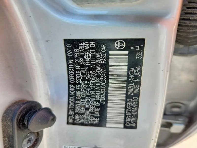 2010 TOYOTA PRIUS III  