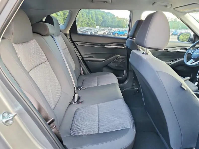 2026 KIA SELTOS LX  