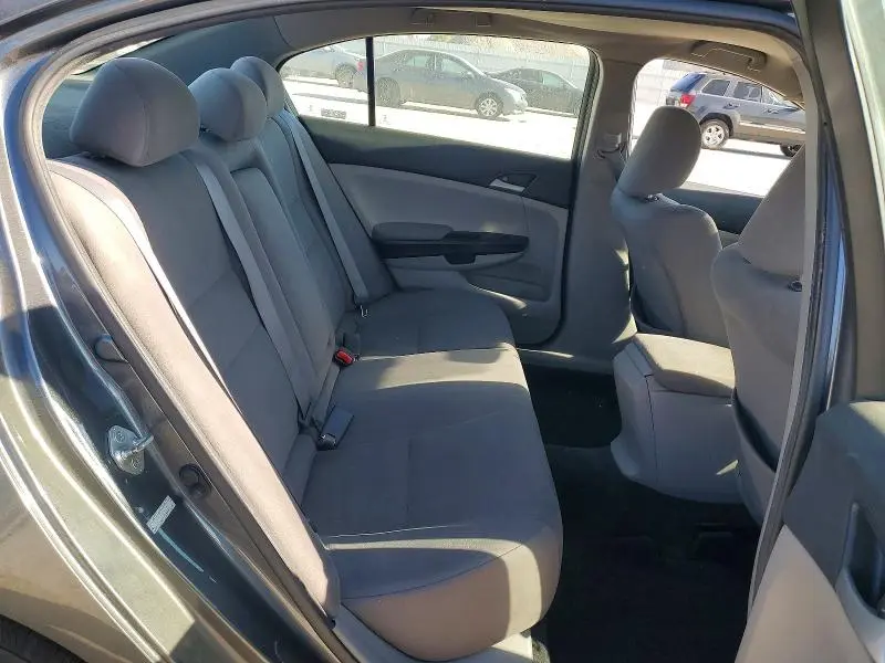 2011 HONDA ACCORD LX  