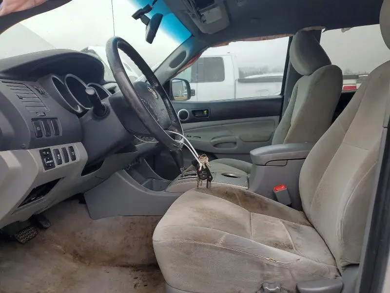 2011 TOYOTA TACOMA V6  