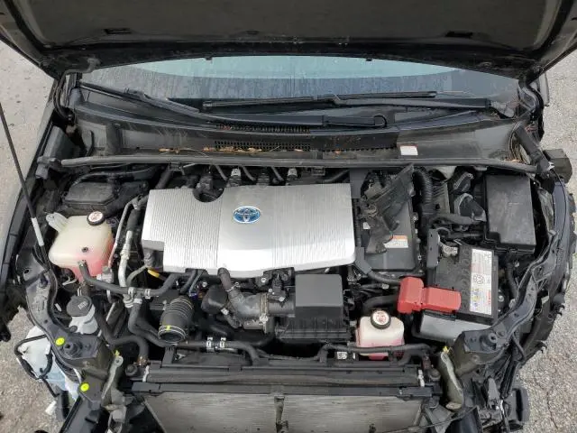 2020 TOYOTA PRIUS LE  