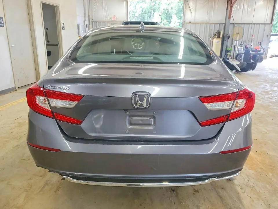 2018 HONDA ACCORD EX  