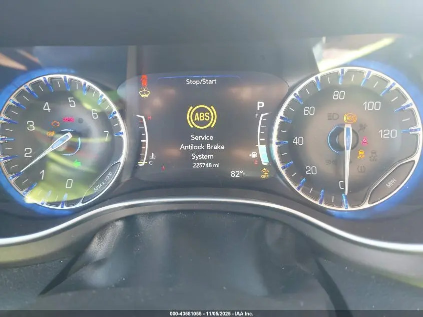 2020 CHRYSLER PACIFICA LIMITED