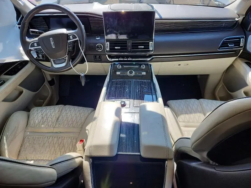 2022 LINCOLN NAVIGATOR L BLACK LABEL  
