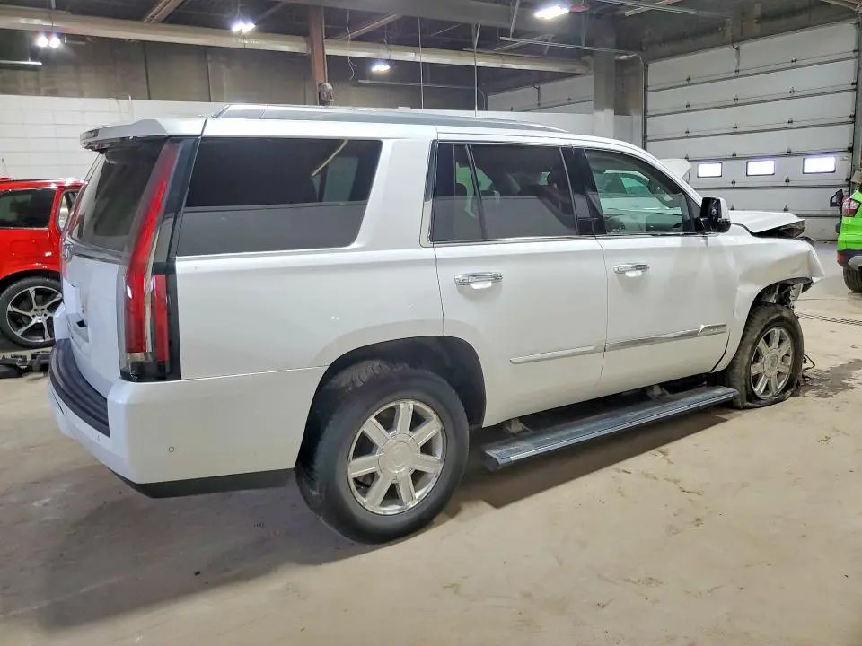 2017 CADILLAC ESCALADE PREMIUM LUXURY  
