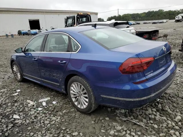 2017 VOLKSWAGEN PASSAT SE