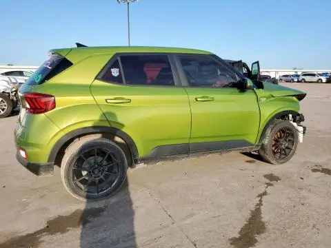 2022 HYUNDAI VENUE SE  