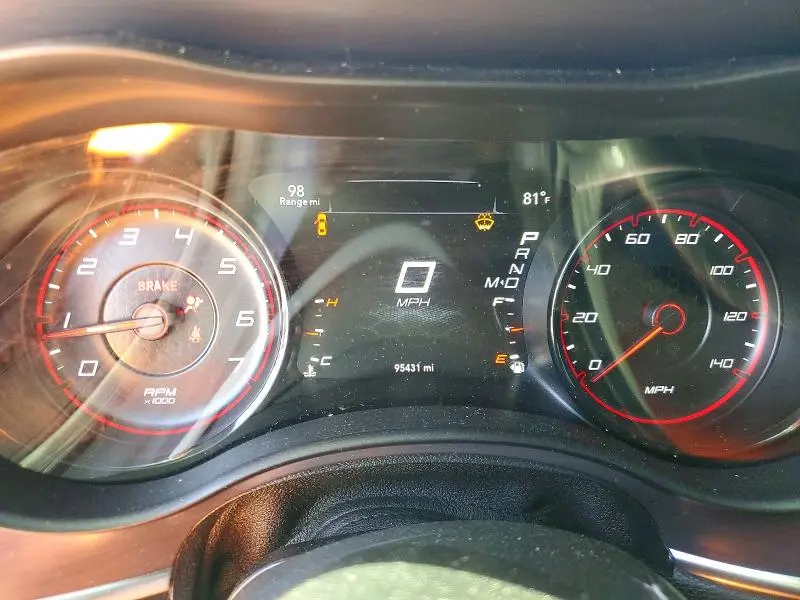 2018 DODGE CHARGER SXT  