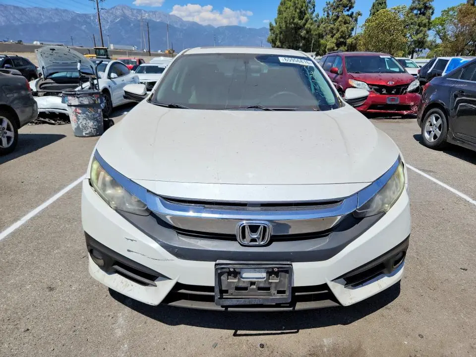 2017 HONDA CIVIC EX  