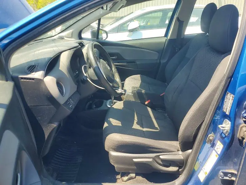 2015 TOYOTA YARIS 5-DOOR LE  