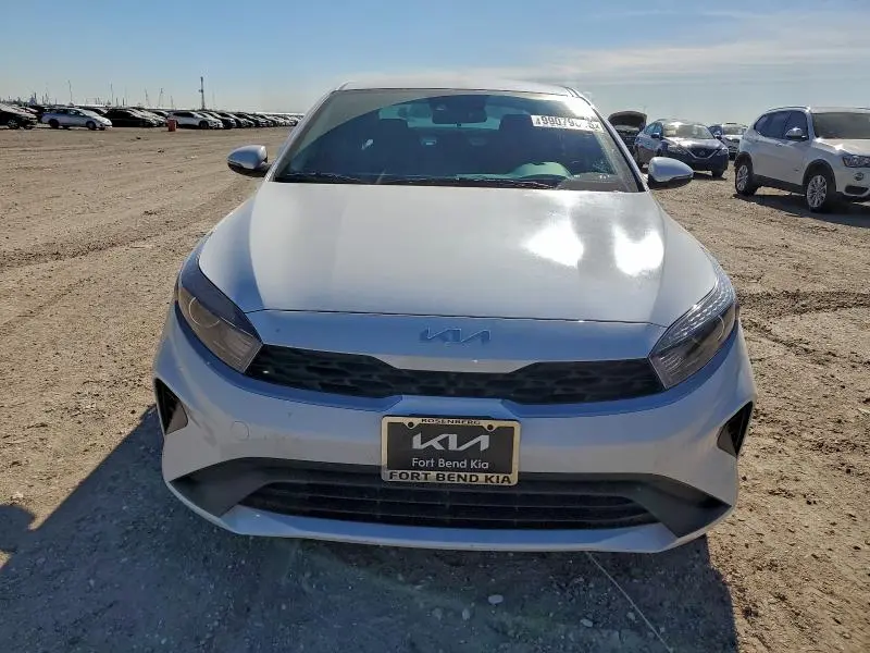 2024 KIA FORTE LX  