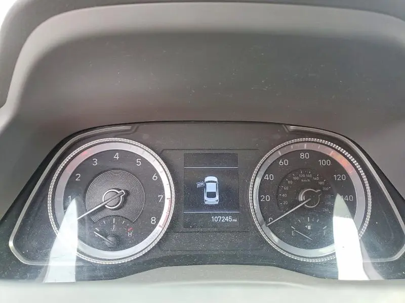 2021 HYUNDAI SONATA SE  