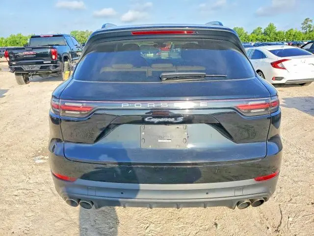 2021 PORSCHE CAYENNE S  