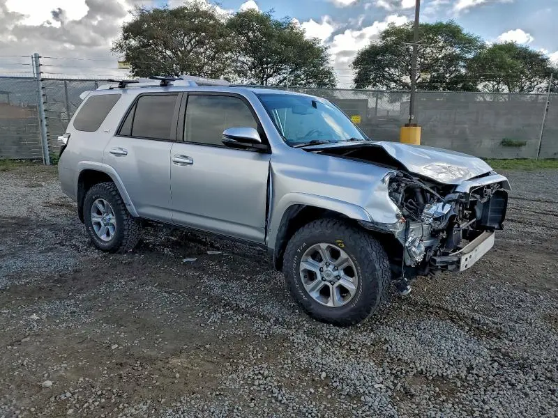 2016 TOYOTA 4RUNNER SR5/SR5 PREMIUM  