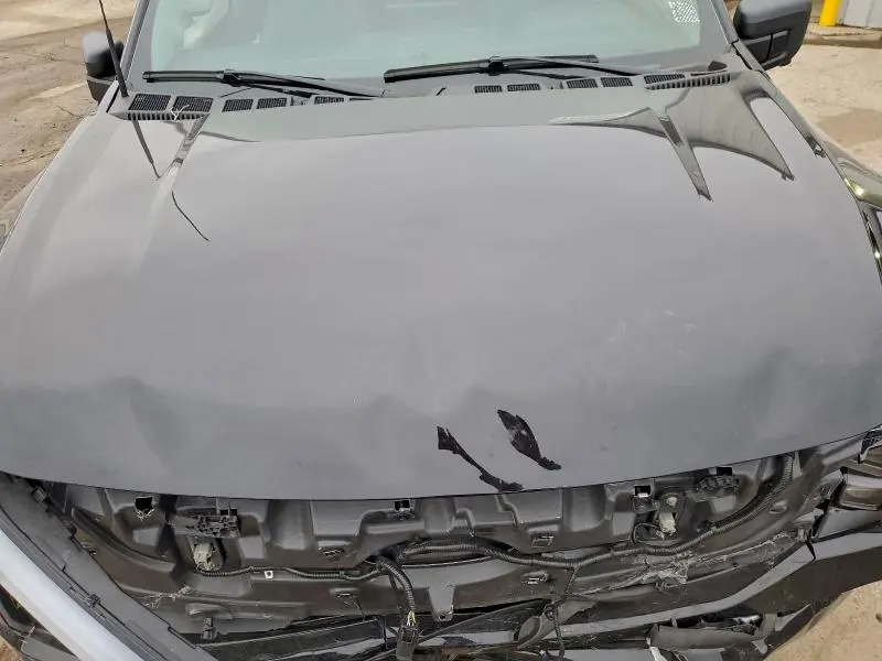 2025 FORD F150 LIGHTNING XLT  