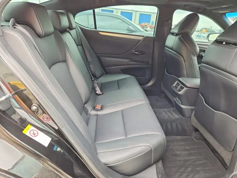 2019 LEXUS ES 350  