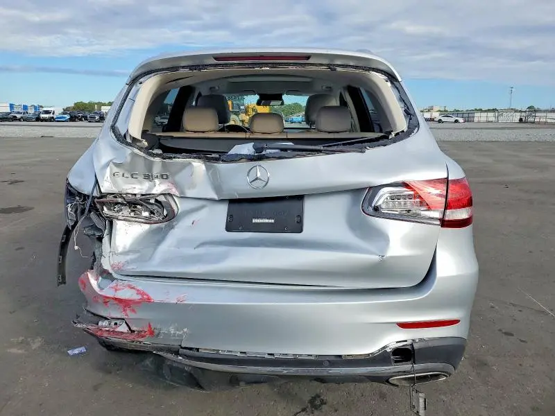 2017 MERCEDES-BENZ GLC 300  