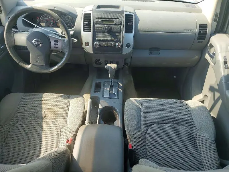 2010 NISSAN FRONTIER SE V6  
