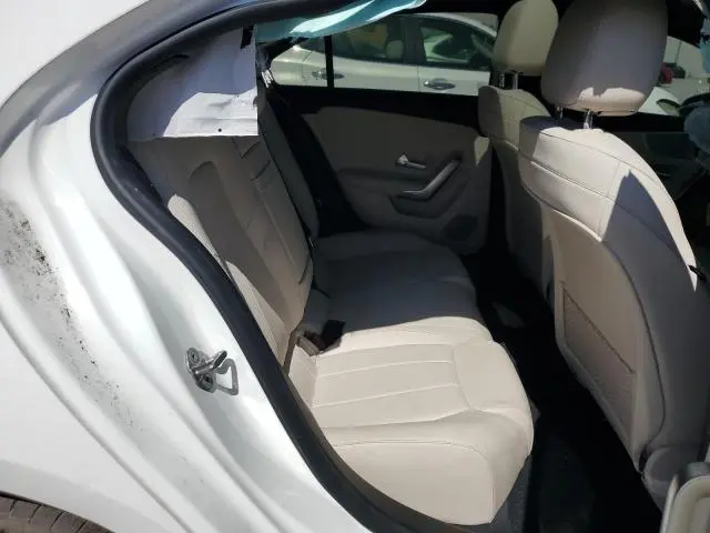 2021 MERCEDES-BENZ A 220  