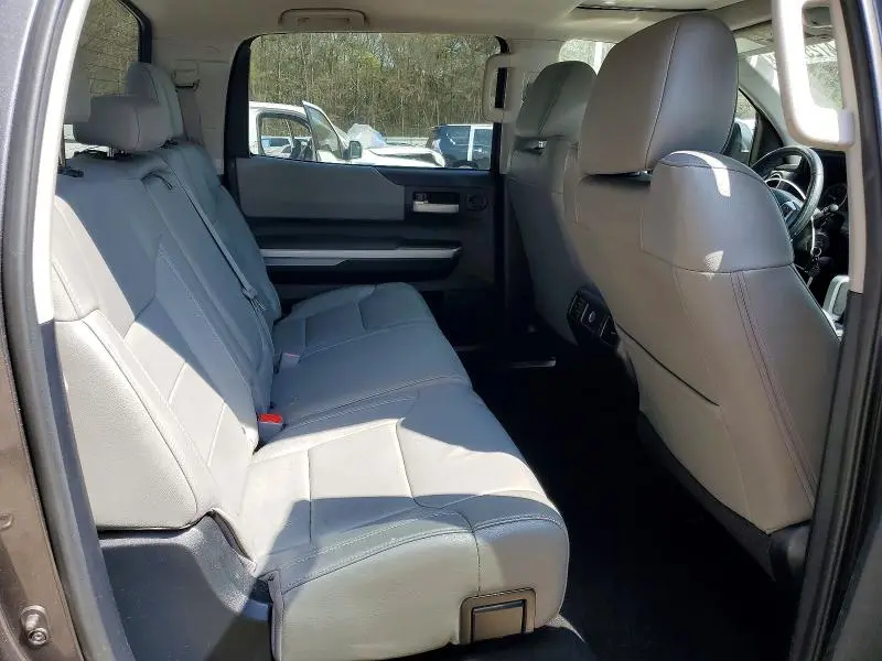 2015 TOYOTA TUNDRA LIMITED  