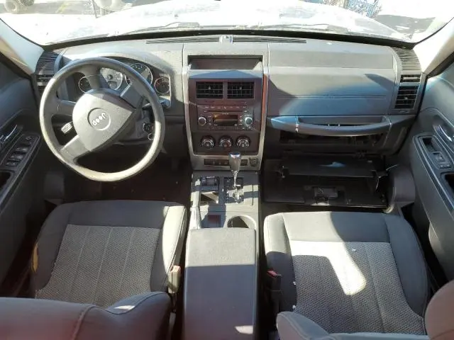 2010 JEEP LIBERTY SPORT  