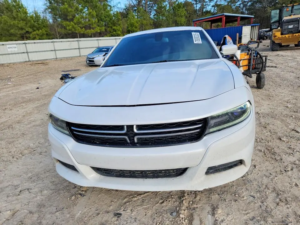 2015 DODGE CHARGER SE  