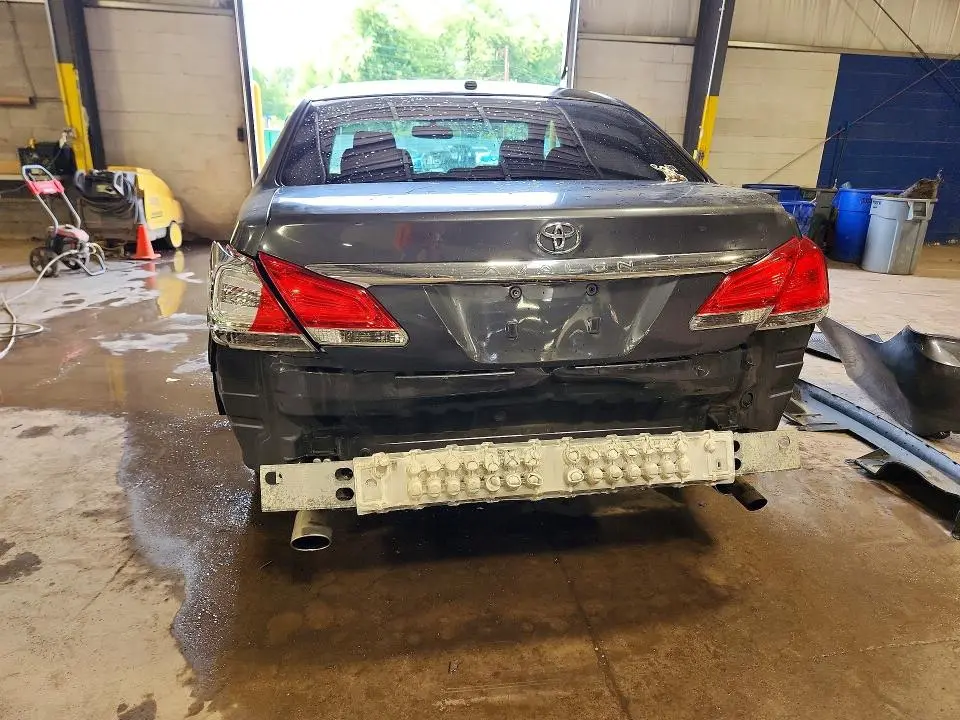 2011 TOYOTA AVALON BASE  