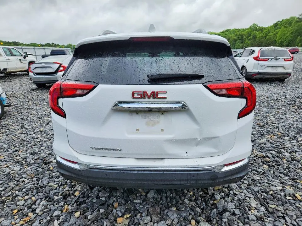 2018 GMC TERRAIN SLT  
