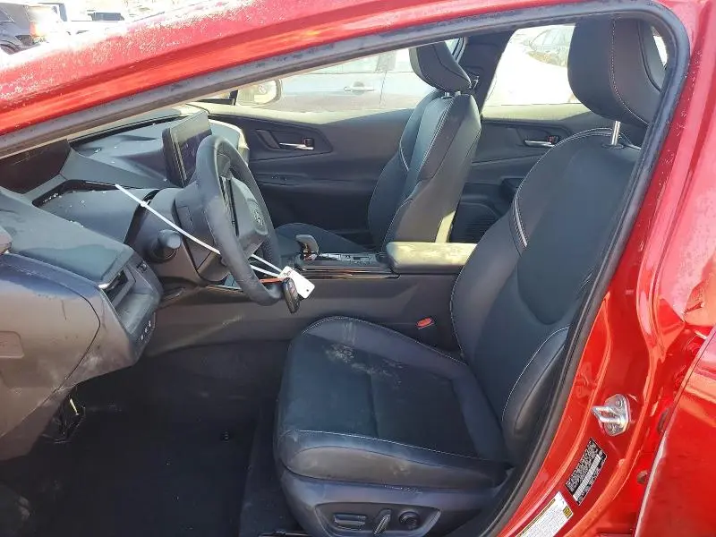 2024 TOYOTA PRIUS LE  