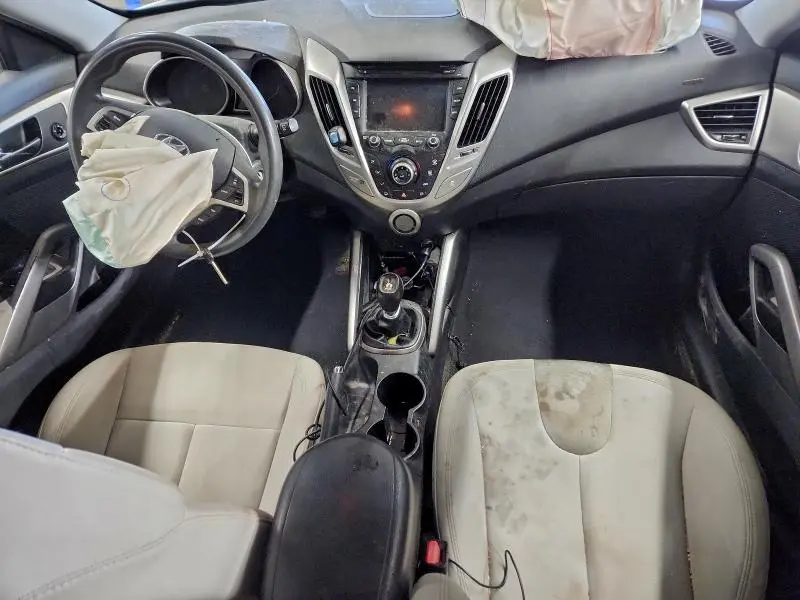 2013 HYUNDAI VELOSTER BASE  