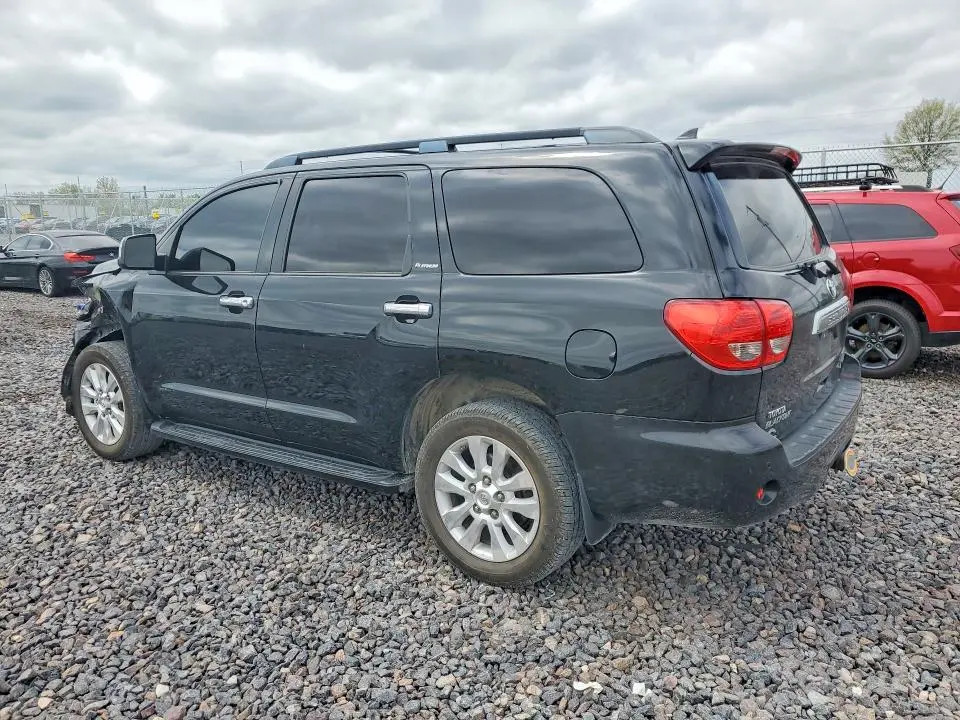 2010 TOYOTA SEQUOIA PLATINUM  
