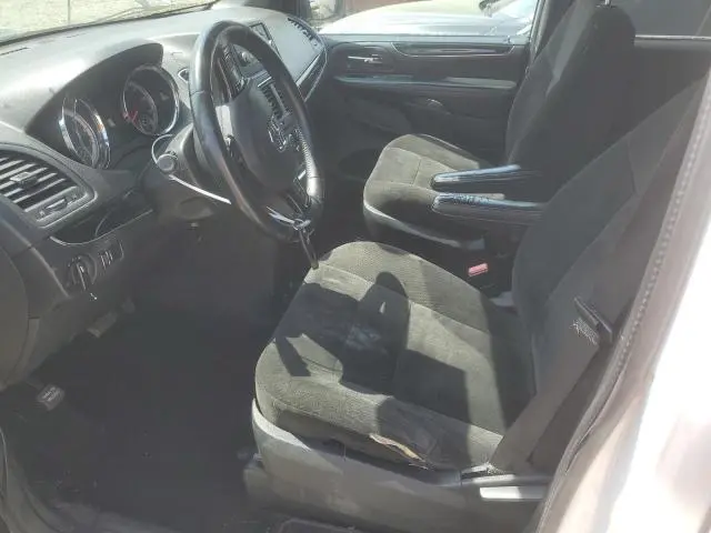 2016 DODGE GRAND CARAVAN SE  