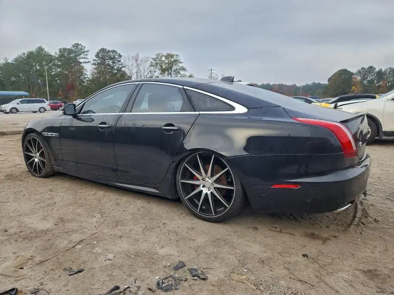 2016 JAGUAR XJ   