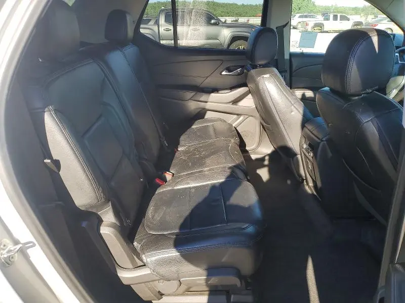 2020 CHEVROLET TRAVERSE LT  