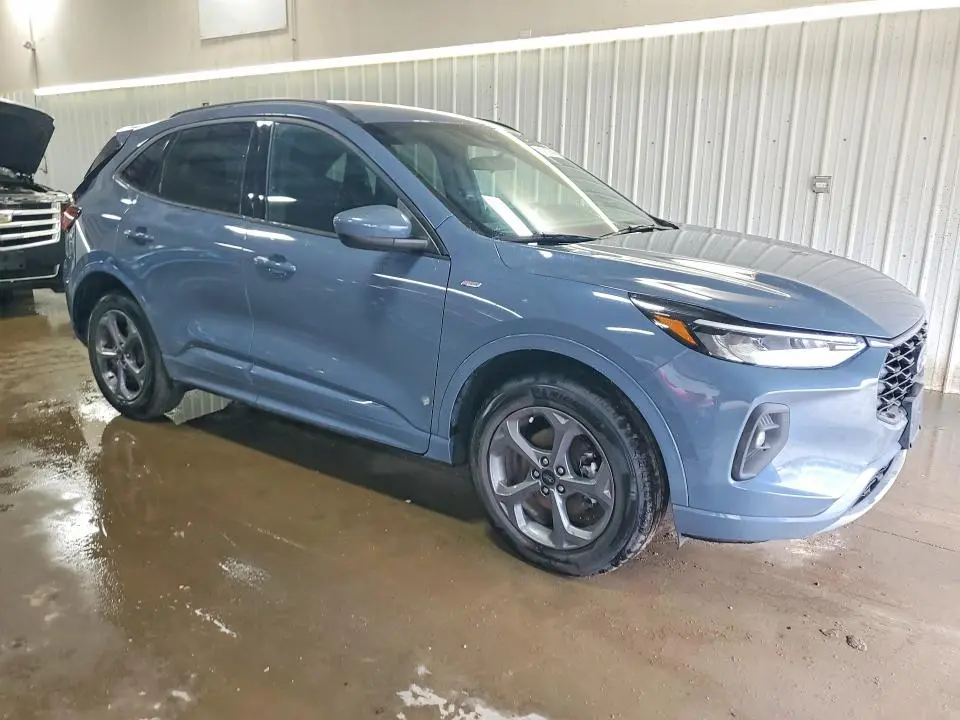 2024 FORD ESCAPE ST LINE SELECT  