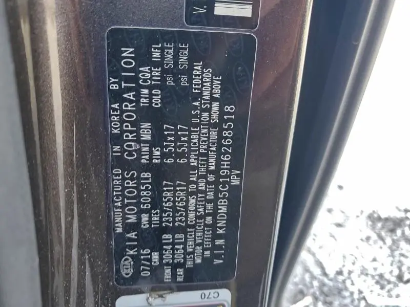 2017 KIA SEDONA LX  