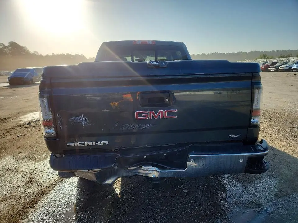 2018 GMC SIERRA K1500 SLT  