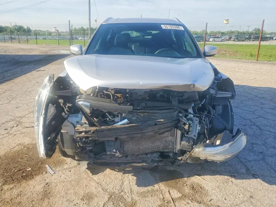 2019 NISSAN KICKS SV  