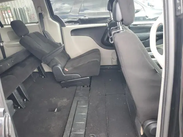 2012 DODGE GRAND CARAVAN SE  
