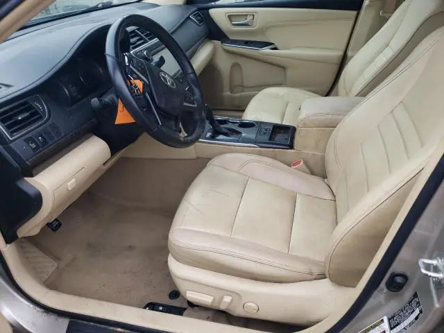 2016 TOYOTA CAMRY LE  