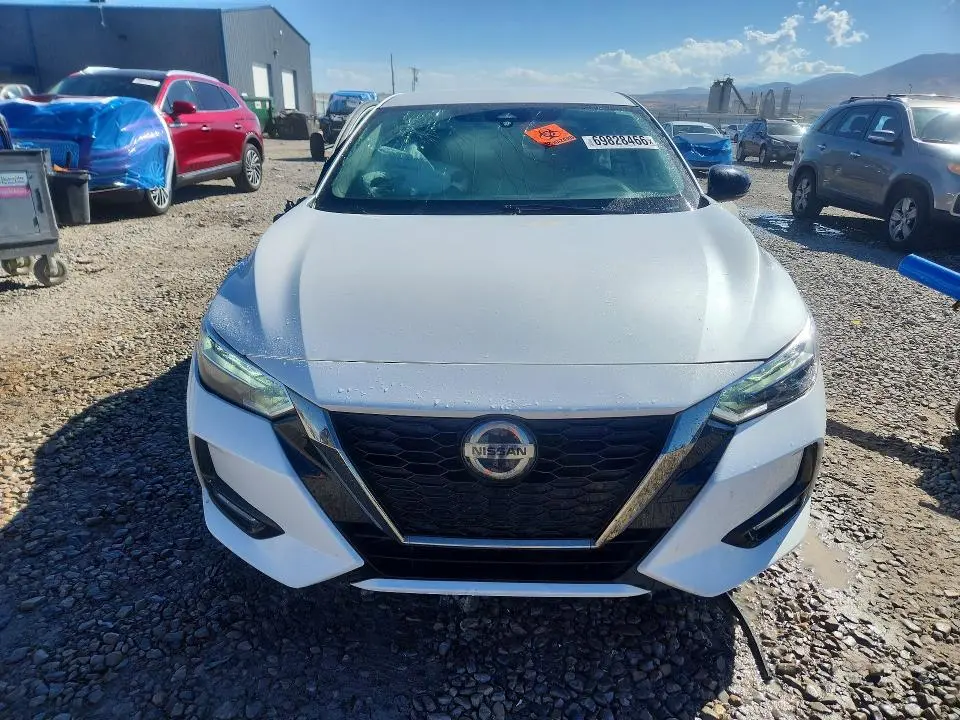 2022 NISSAN SENTRA SR  