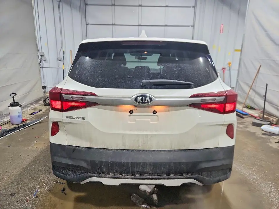 2021 KIA SELTOS LX  