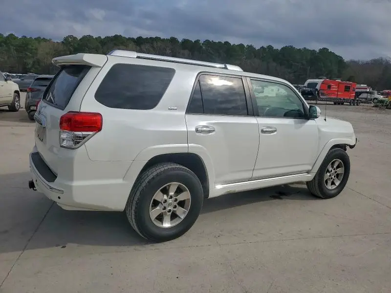 2010 TOYOTA 4RUNNER SR5  