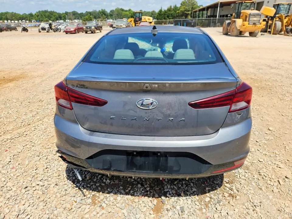 2019 HYUNDAI ELANTRA SEL  