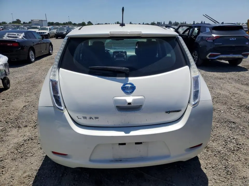 2013 NISSAN LEAF S  