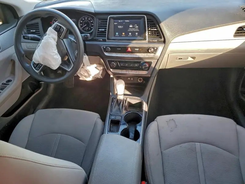 2019 HYUNDAI SONATA SE  