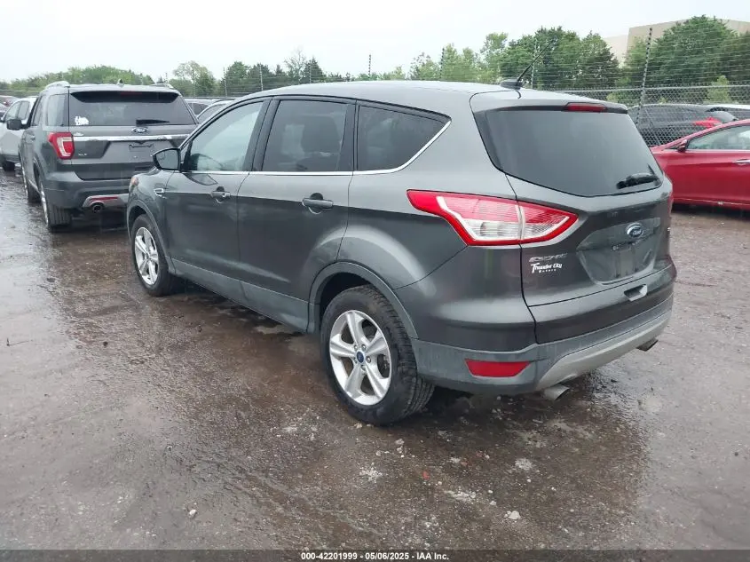 2015 FORD ESCAPE SE