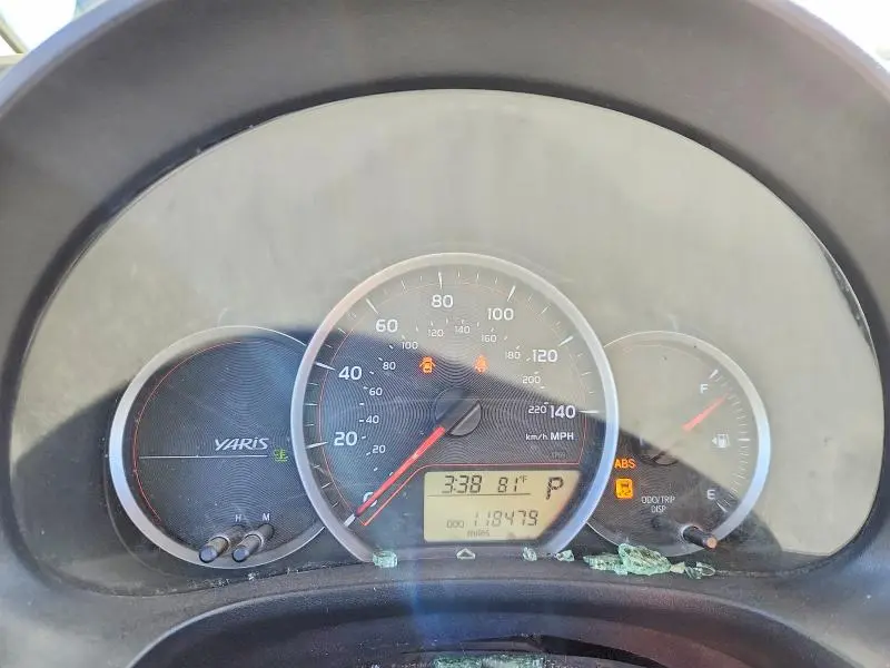 2014 TOYOTA YARIS 3-DOOR L  
