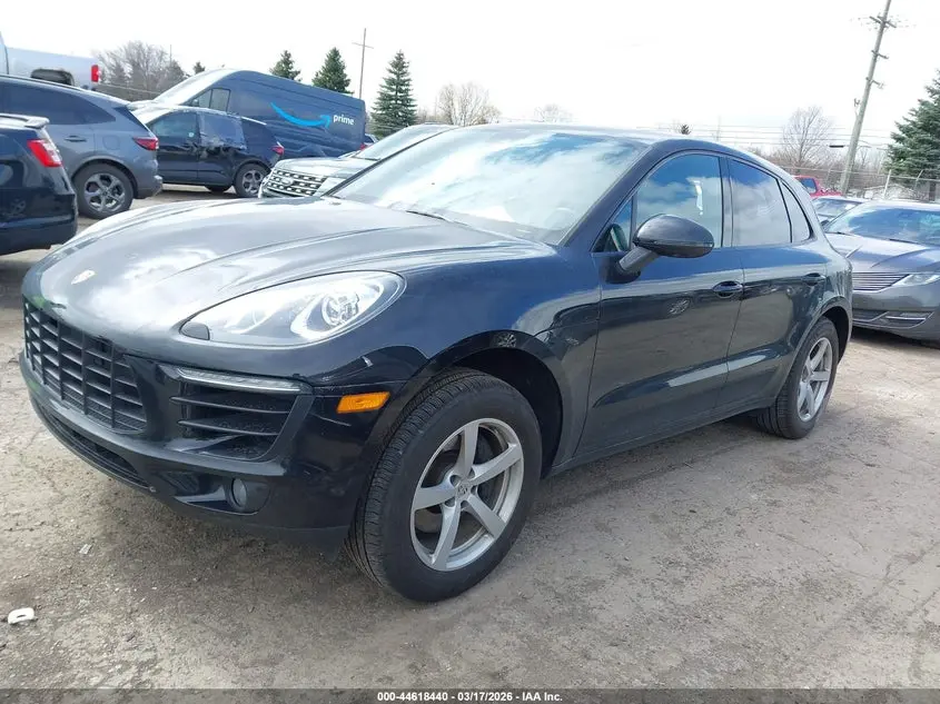 2018 PORSCHE MACAN SPORT EDITION