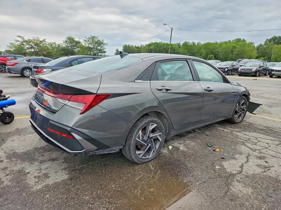 2024 HYUNDAI ELANTRA LIMITED  
